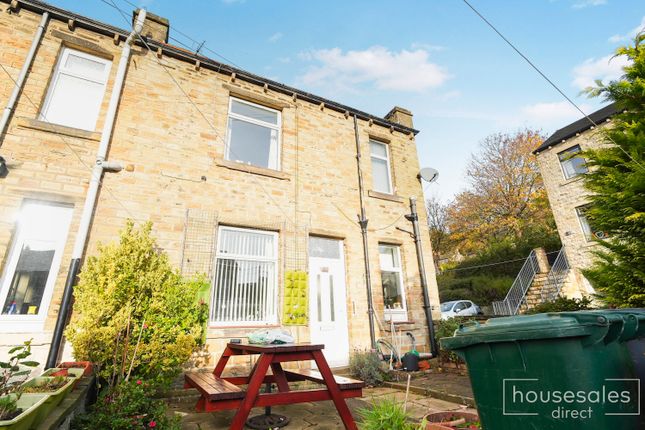 3 bed end terrace house