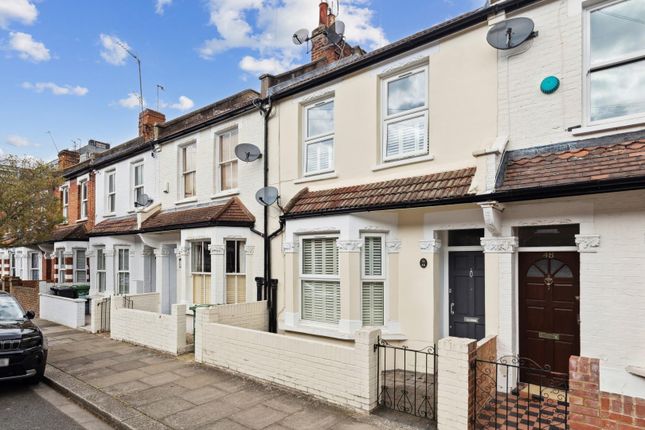 Claxton Grove, Hammersmith, London, W6 3 bed terraced house for sale