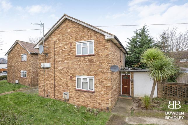 Rose Lane, Chadwell Heath 2 bed maisonette for sale