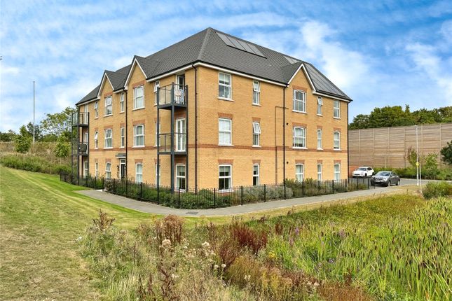 Porthcawl Close, Hertfordshire SG1 2 bed flat for sale