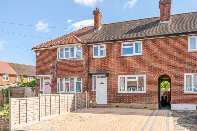 Barwood Avenue, West Wickham, Kent, BR4 3 bed terraced house for sale