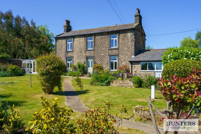 Carlton Lane, Guiseley, Leeds 5 bed detached house for sale