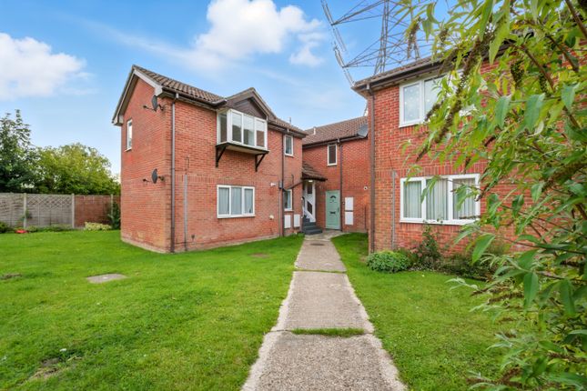3 bedroom flat for sale