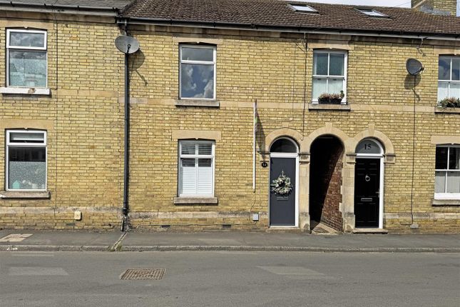 Alexandra Road, Stamford 2 bed terraced house for sale