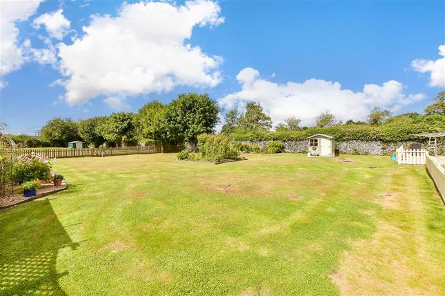 4 bed detached house