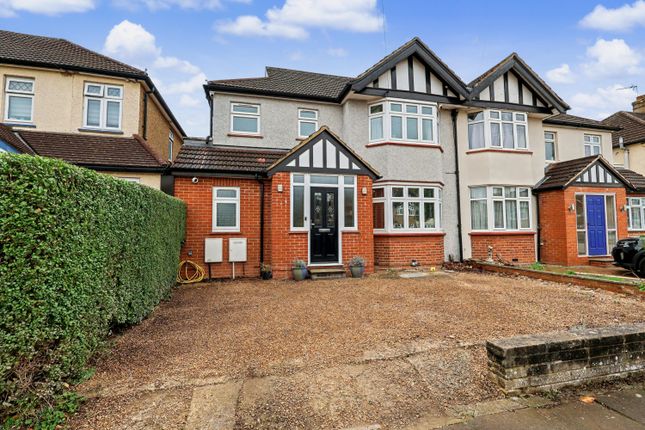 5 bedroom semi-detached house for sale