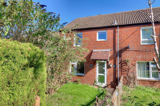 Saxhorn Road, High Wycombe HP14 3 bed terraced house for sale