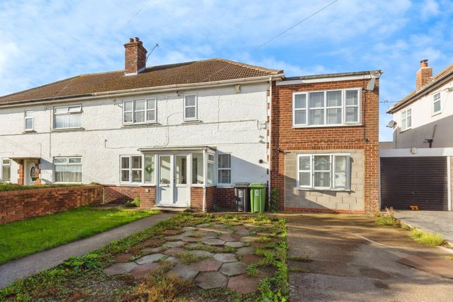 5 bedroom semi-detached house for sale