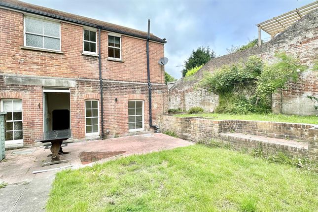 4 bedroom end of terrace house for sale