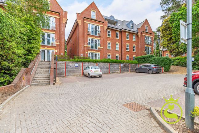 Bournemouth Road, Poole BH14 2 bed flat for sale