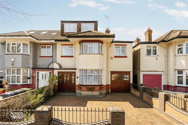 5 bedroom semi-detached house for sale