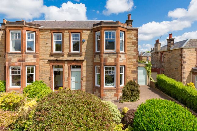 5 Templeland Road, Edinburgh, EH12 8RP 5 bed semi