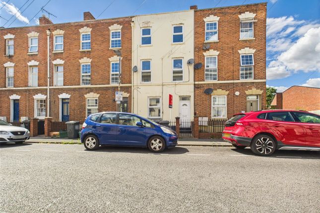 Cromwell Street, Gloucester... 9 bed terraced house for sale