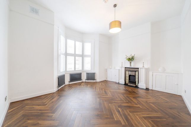 Thornbury Road, Brixton, London, SW2 1 bed flat for sale