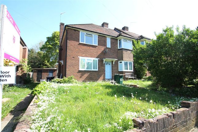 Grove Road, London, EN4 2 bed apartment for sale