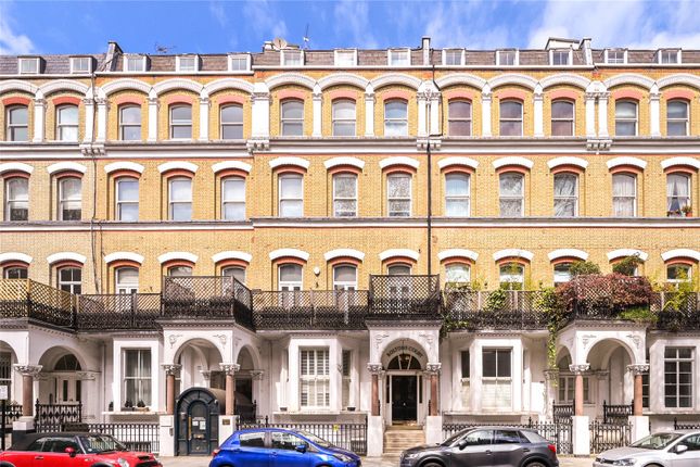 Boltons Court, 216 Old Brompton Road... 1 bed flat for sale