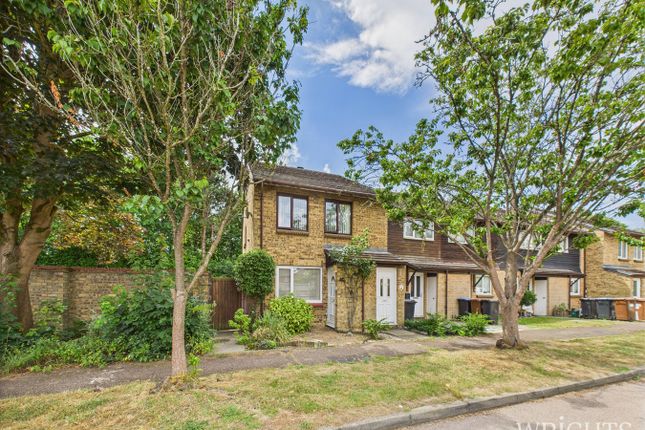 1 bedroom maisonette for sale