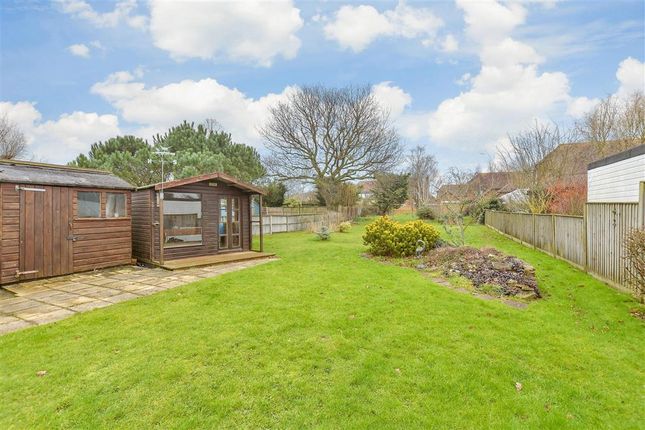 3 bed detached bungalow