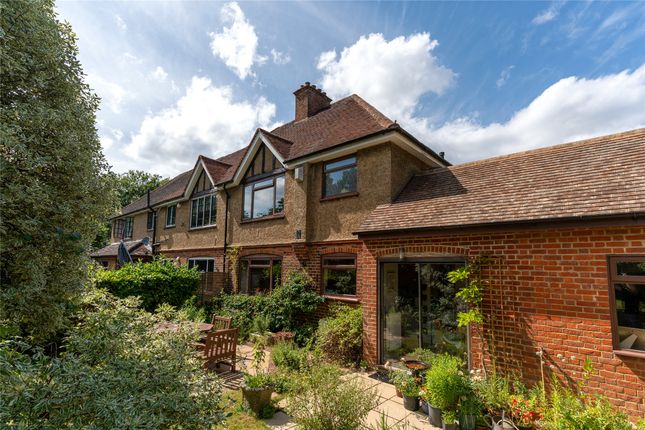 Crakell Road, Reigate, Surrey, RH2 4 bed semi
