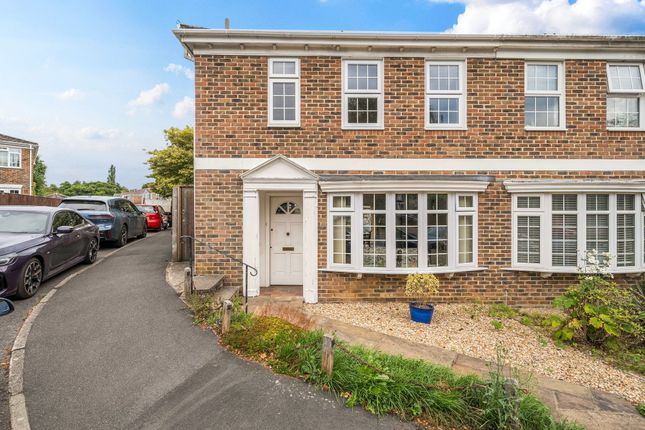 Heathfield Green, Midhurst, GU29 3 bed semi