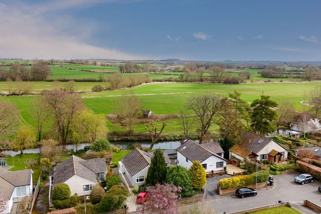 Priory Gardens, Spetisbury 3 bed bungalow for sale