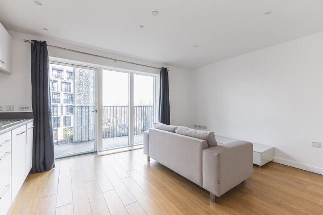 Studio flat for sale