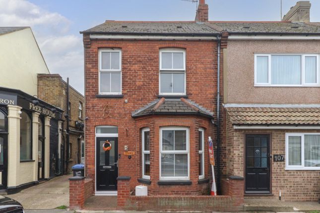 Byron Avenue, Margate, Kent, CT9 3 bed end of terrace house for sale