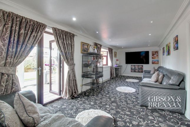 Elm Road, Basildon, SS13 3 bed bungalow for sale