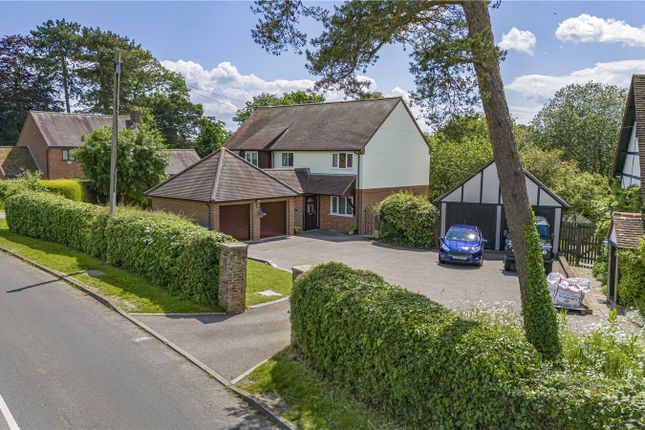 Long Crendon, Buckinghamshire 4 bed detached house for sale