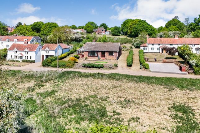 Sunnyside, Woodton, Bungay 3 bed detached bungalow for sale