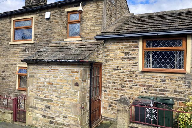 Ladysmith Road, Queensbury, Bradford 3 bed cottage for sale