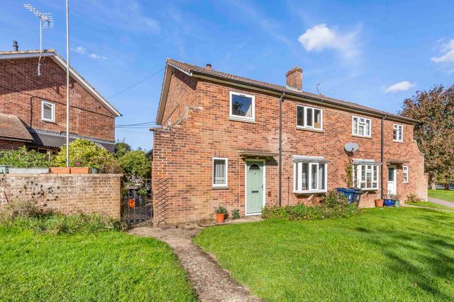 Misbourne Drive, Great Missenden HP16 3 bed semi