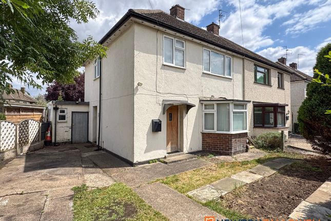 Alexander Avenue, Newark NG24 3 bed semi