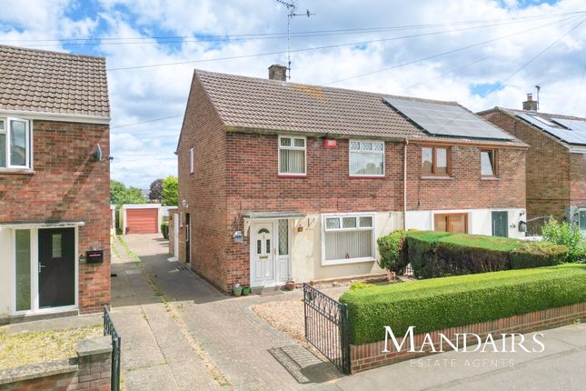 3 bed semi-detached house