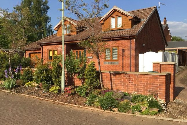 Tidcombe Close, Tiverton, Devon 3 bed detached bungalow for sale