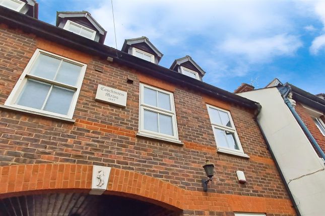 Crow Lane, Rochester 3 bed semi