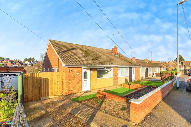 2 bedroom semi-detached bungalow for sale