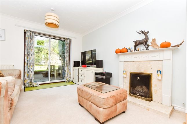 4 bed detached house