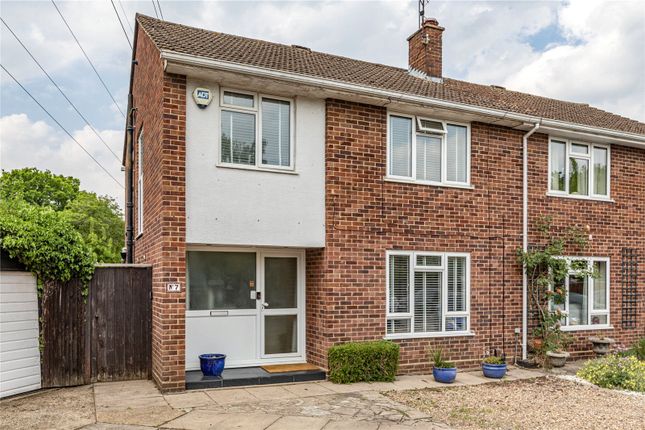Regent Close, New Haw, Addlestone... 3 bed semi