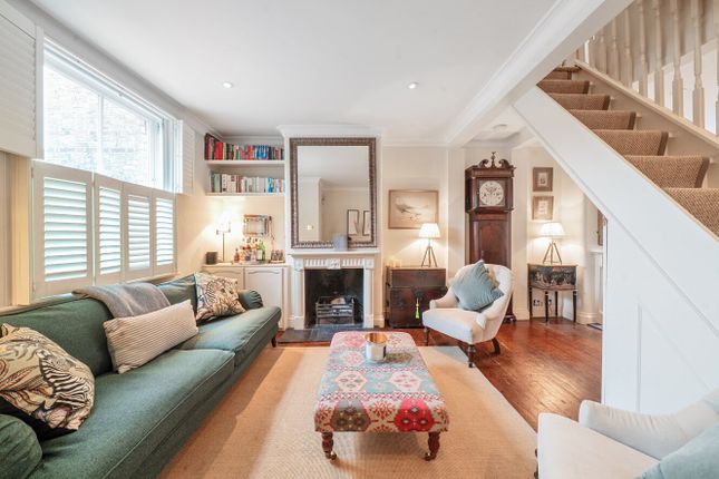 Latchmere Road, Battersea, London, SW11 2 bed terraced house for sale