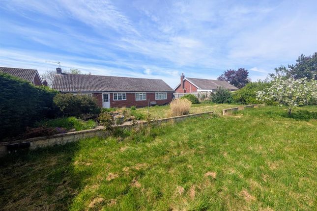 Bathley Lane, Little Carlton 4 bed detached bungalow for sale