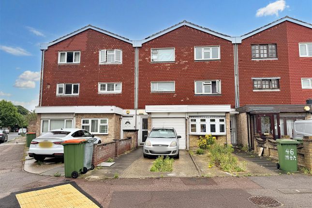 Skelley Road, London 3 bed townhouse for sale