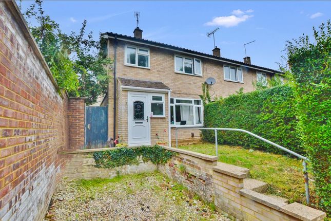 Lynch Hill Lane, Slough 3 bed end of terrace house for sale