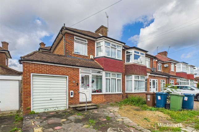 St. Andrews Drive, Middlesex HA7 3 bed semi