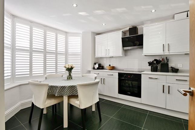 Larkbere Road, London 3 bed house for sale