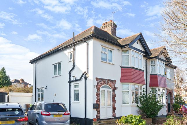 Iberian Avenue, Wallington SM6 3 bed semi