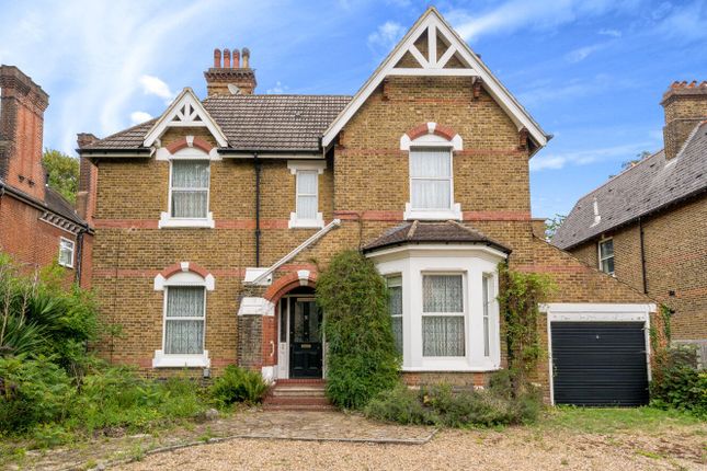 Albemarle Road, Beckenham, BR3 6 bed detached house for sale