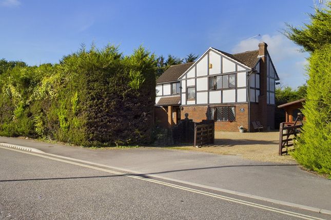 Newgate Lane, Fareham PO14 4 bed detached house for sale