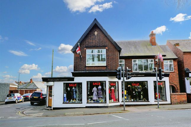 4 bed detached house