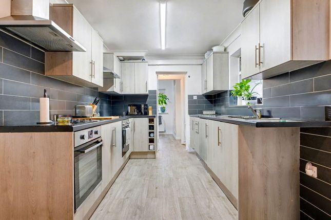 Dawlish Road, London, N17 5 bed terraced house for sale